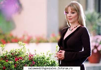 poze - salome - Mujer de madera